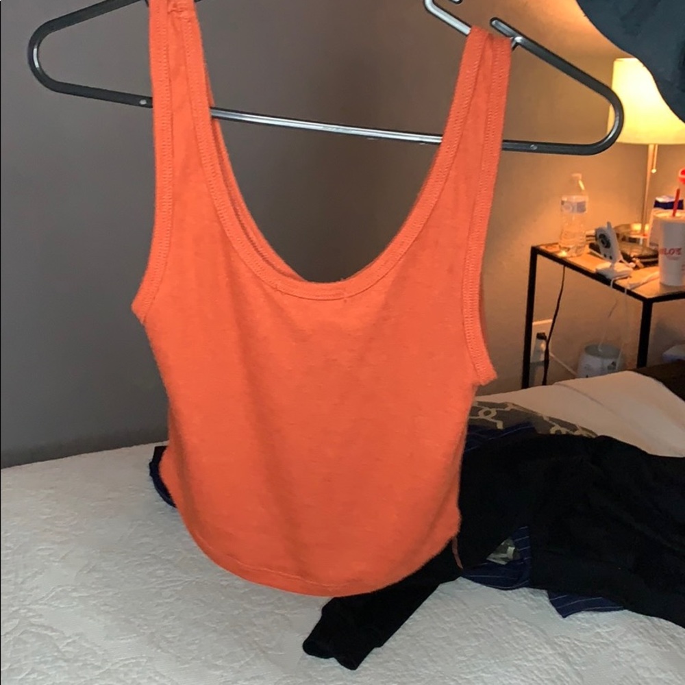 Cropped tank - Picture 2 of 2